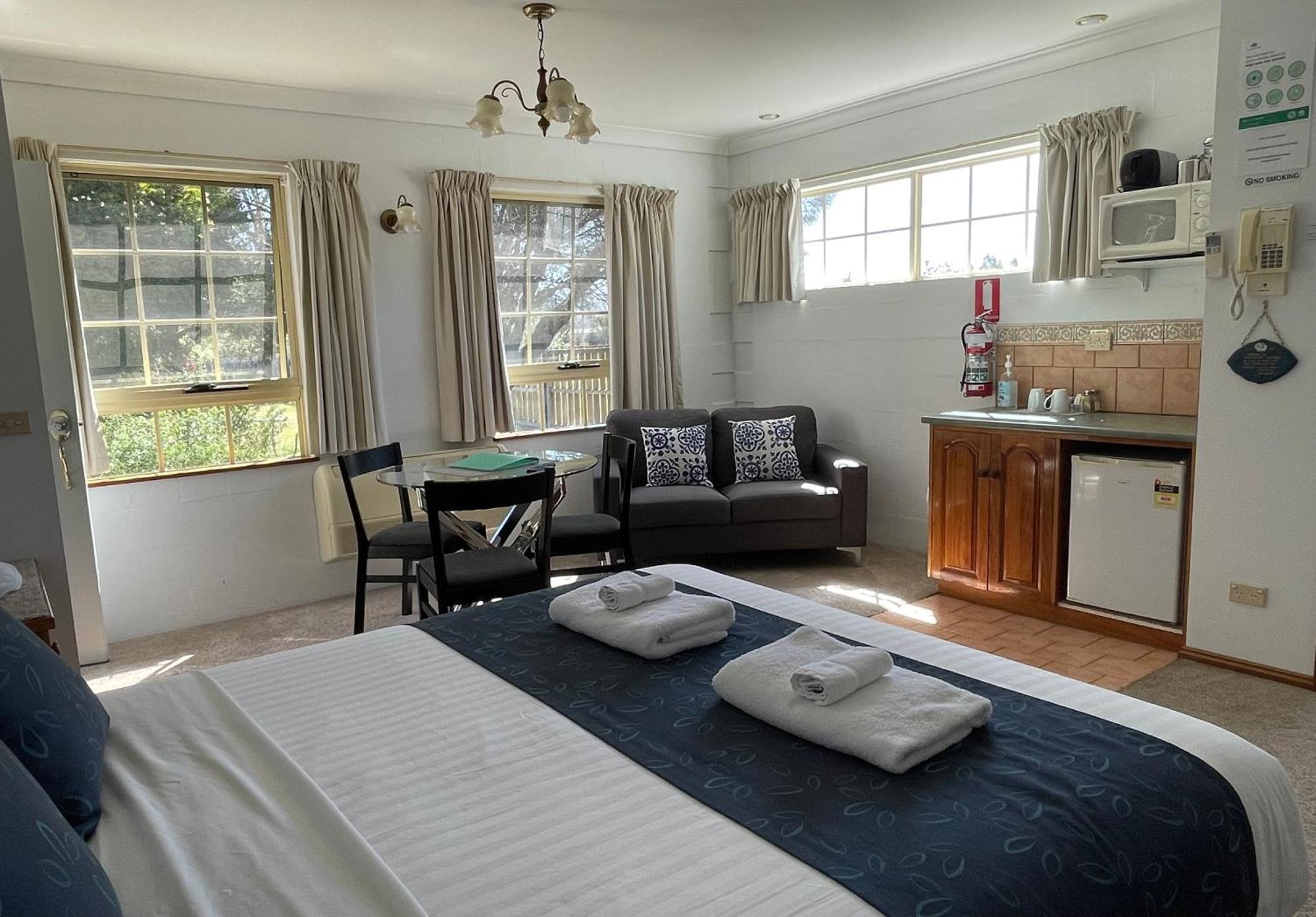 Swansea Cottages & Lodge Suites Екстериор снимка