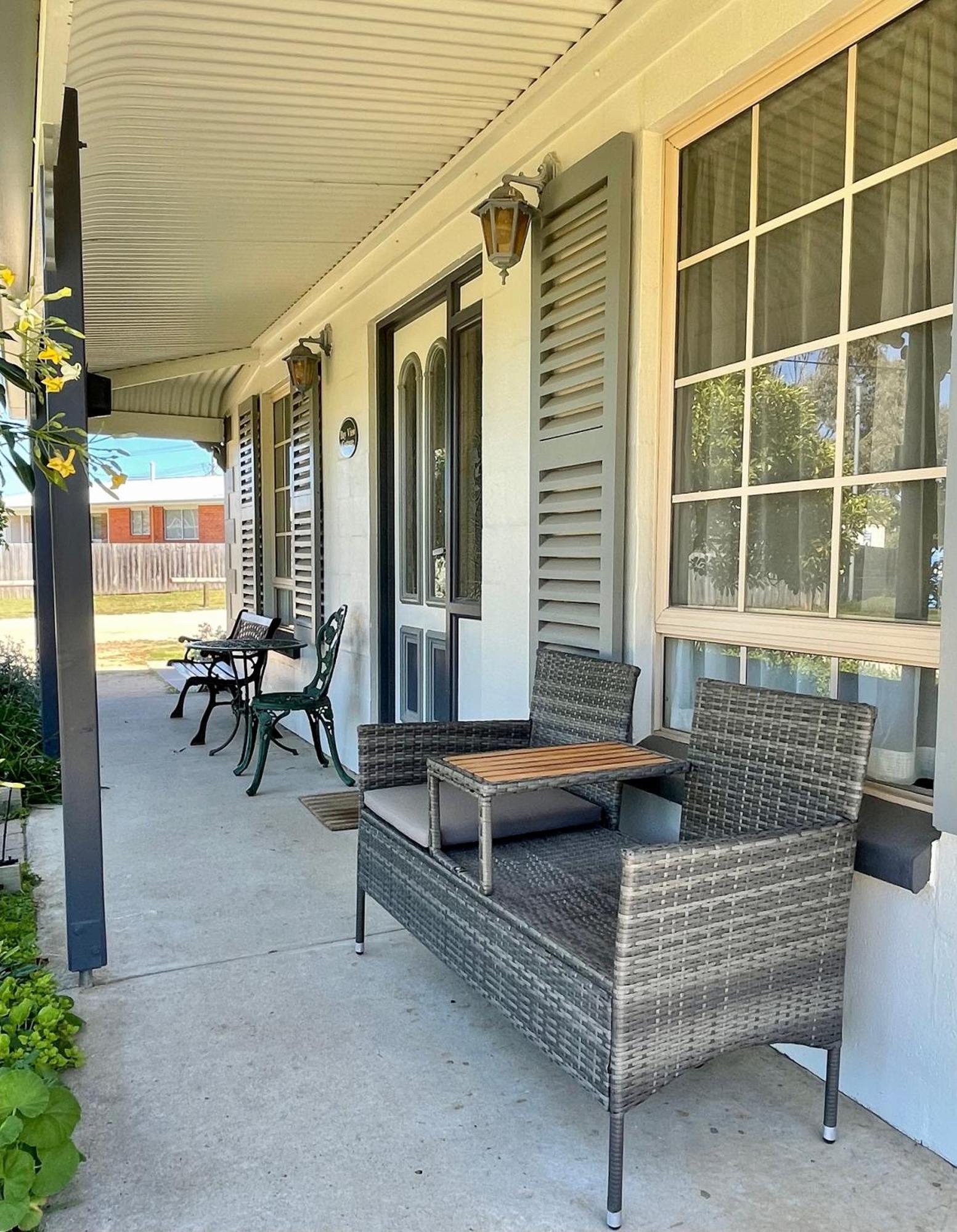 Swansea Cottages & Lodge Suites Екстериор снимка