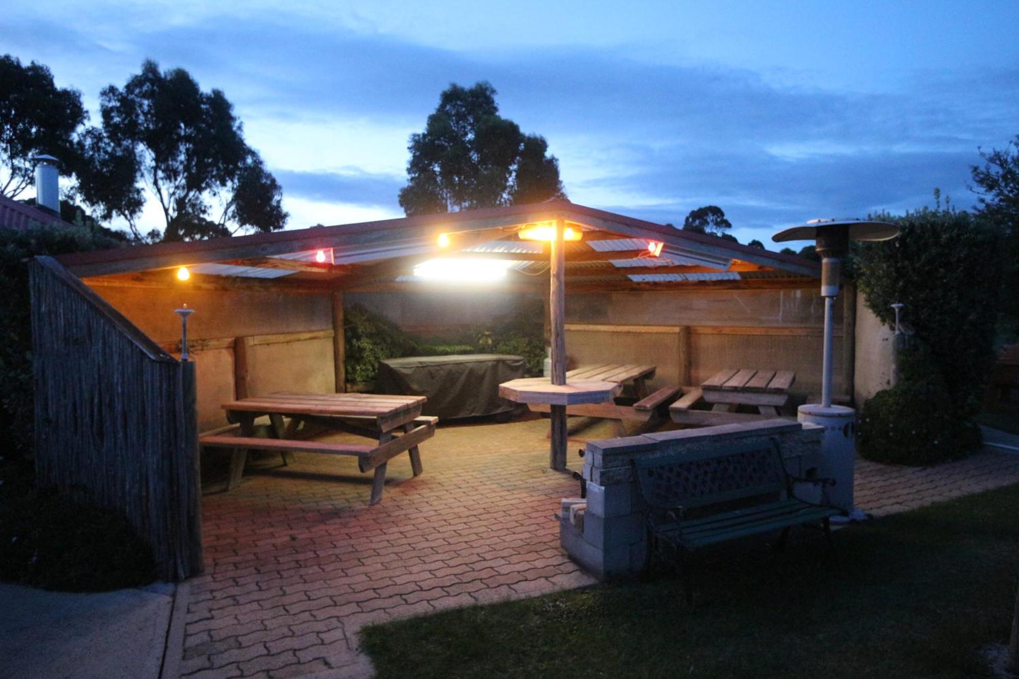 Swansea Cottages & Lodge Suites Екстериор снимка