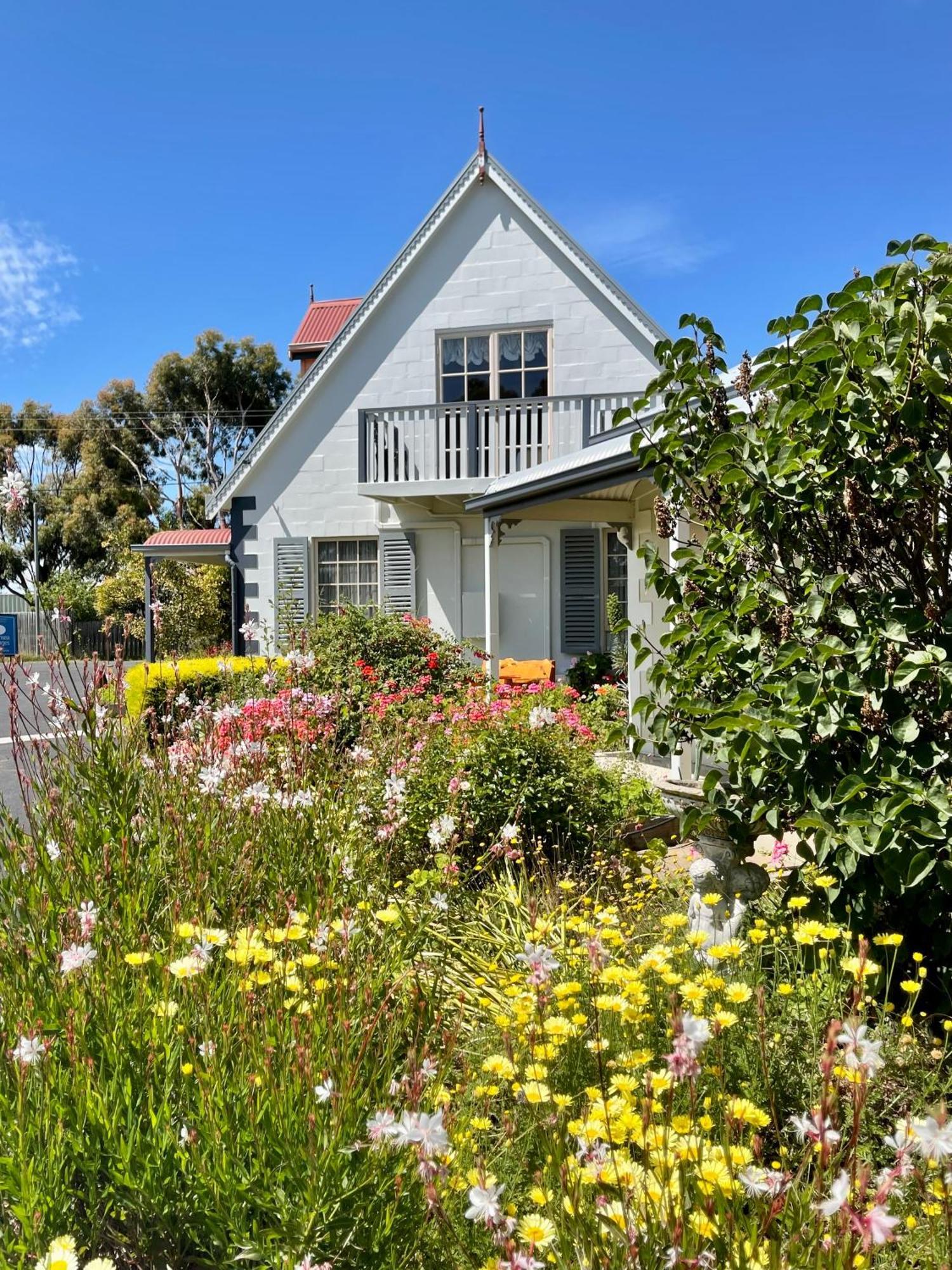Swansea Cottages & Lodge Suites Екстериор снимка