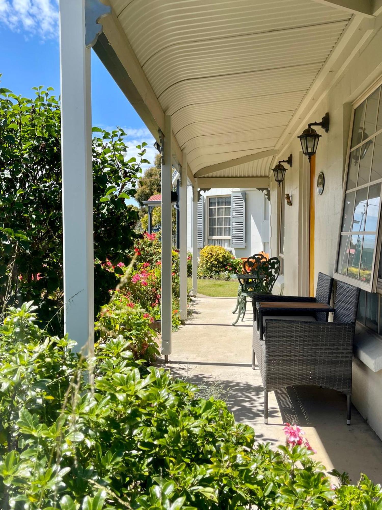 Swansea Cottages & Lodge Suites Екстериор снимка