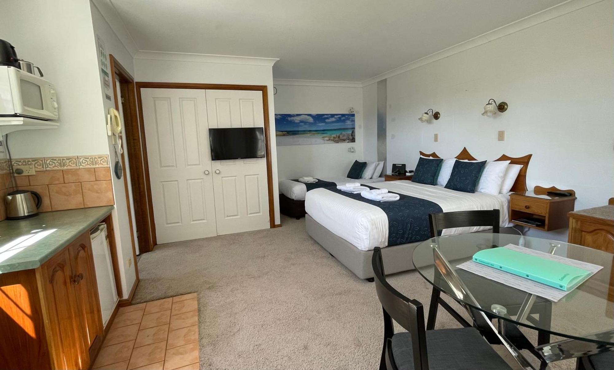 Swansea Cottages & Lodge Suites Екстериор снимка