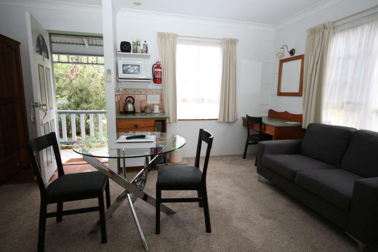 Swansea Cottages & Lodge Suites Екстериор снимка