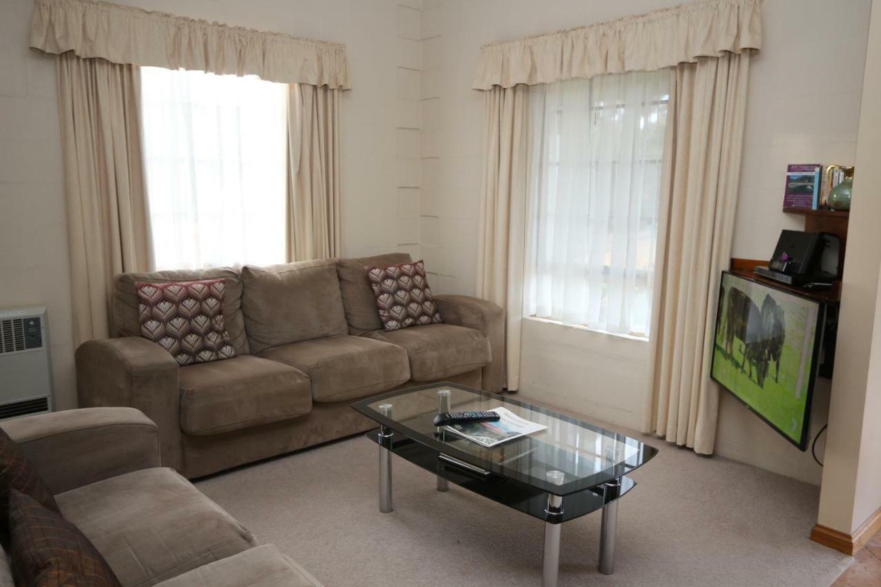 Swansea Cottages & Lodge Suites Екстериор снимка